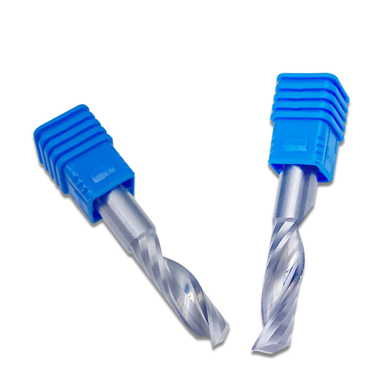 Ako si vybrať medzi nástrojmi PCD a MCD?